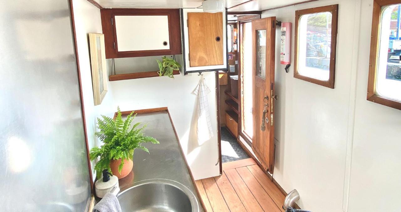 Varra Water - Unique Boat Accomodation - Bornholm - Fjaelstavn Neksø Kültér fotó