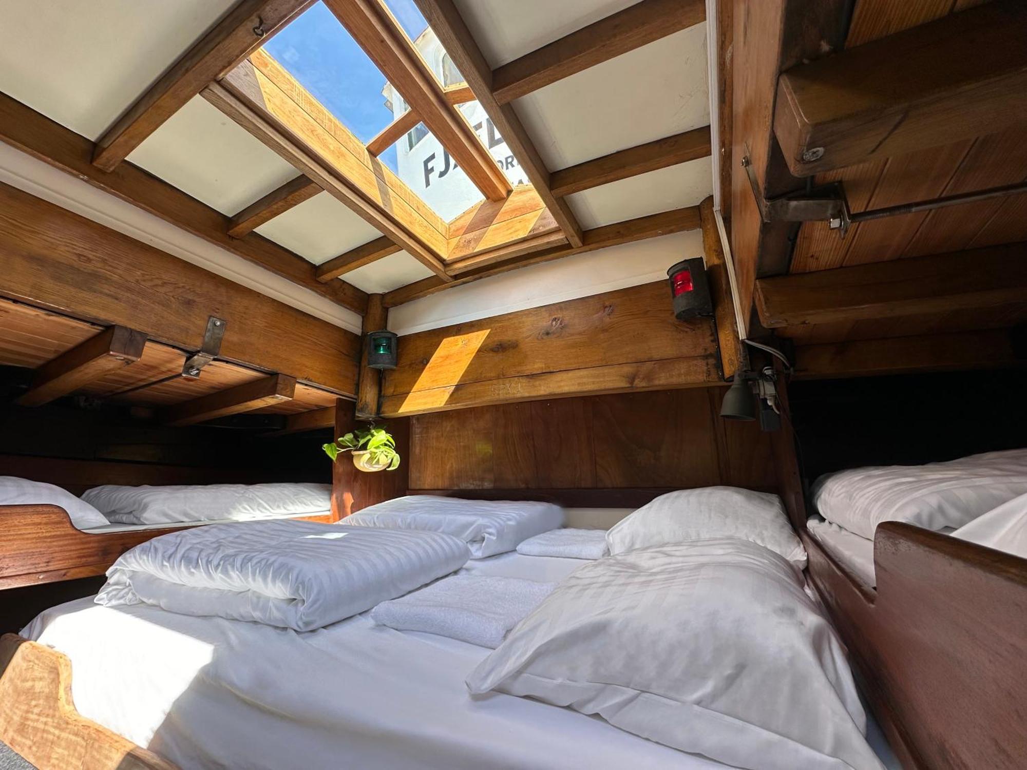 Varra Water - Unique Boat Accomodation - Bornholm - Fjaelstavn Neksø Kültér fotó