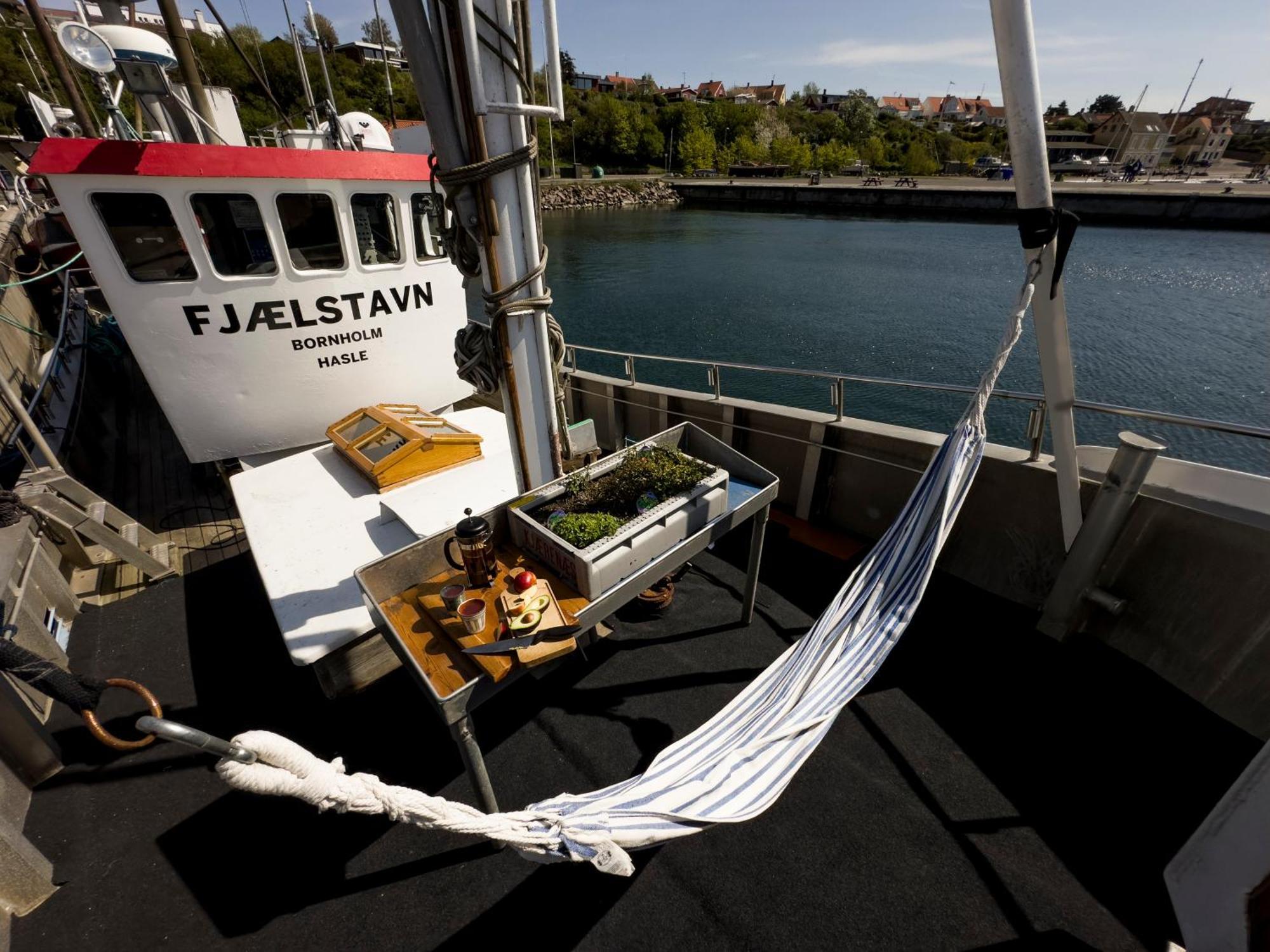 Varra Water - Unique Boat Accomodation - Bornholm - Fjaelstavn Neksø Kültér fotó